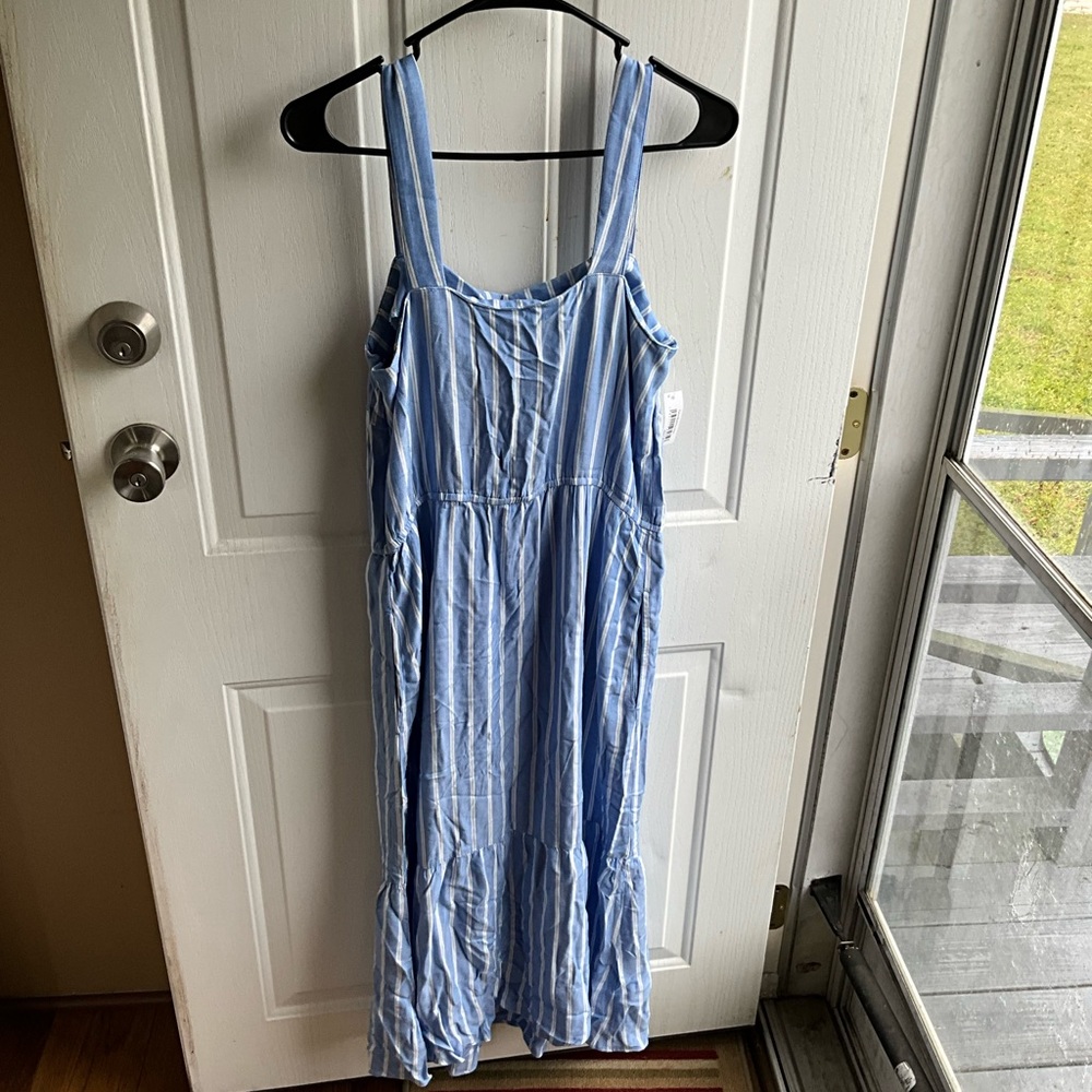 NWT Amazon Essentials medium dress